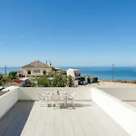 Da Rocha Wonder W/ Balcony By Lovelystay *