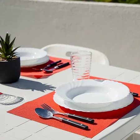 Da Rocha Wonder W/ Balcony By Lovelystay * Portimão