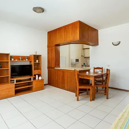 Da Rocha Wonder W/ Balcony By Lovelystay * Portimão