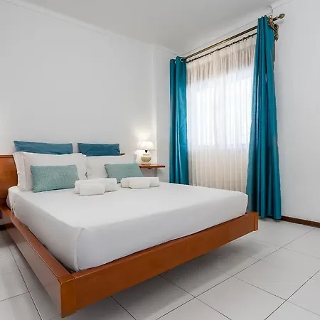 Da Rocha Wonder W/ Balcony By Lovelystay Portimão